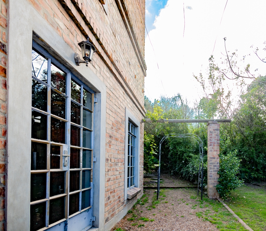 6 Bedroom Property for Sale in Vierlanden Western Cape